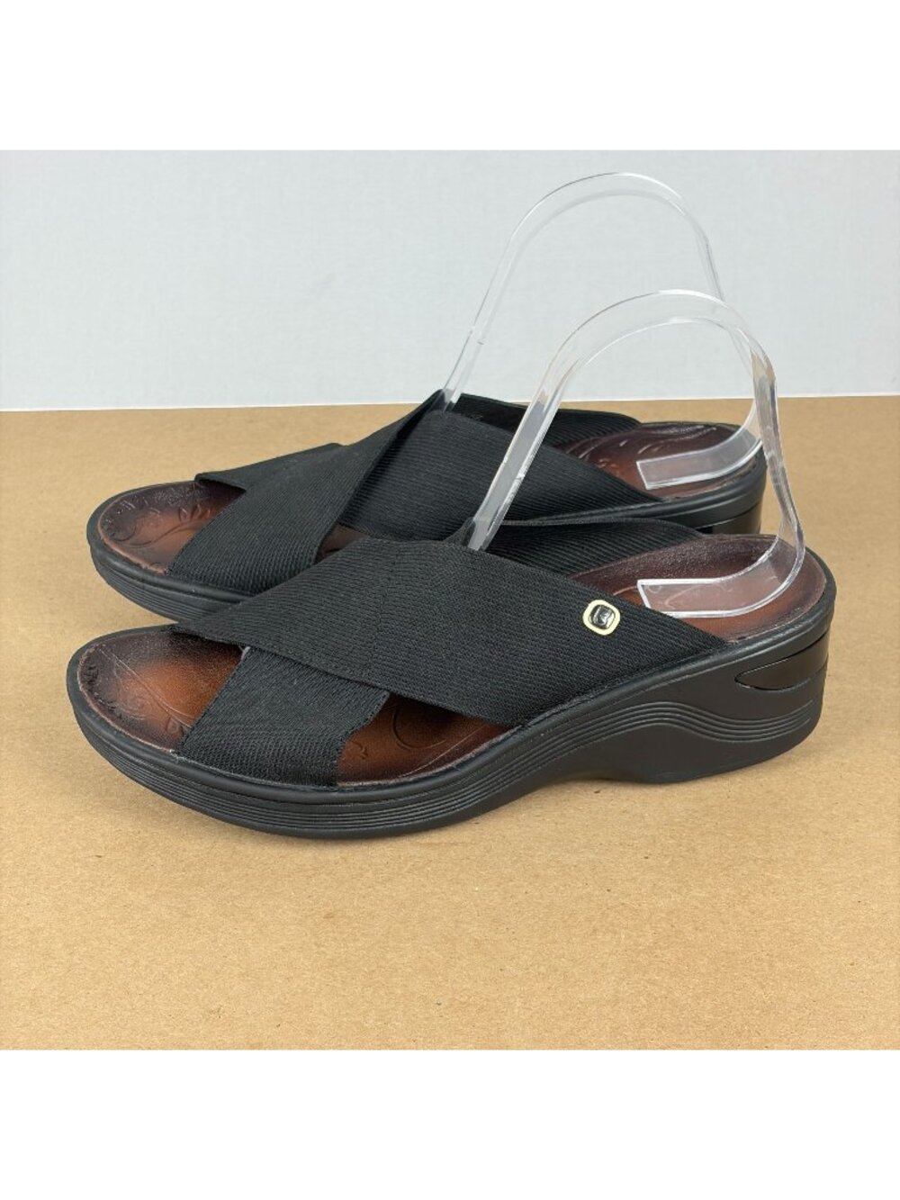 Bzees Desire Wedge Sandals Womens 9.5 Black Slip On Casual Comfort Cross Strap